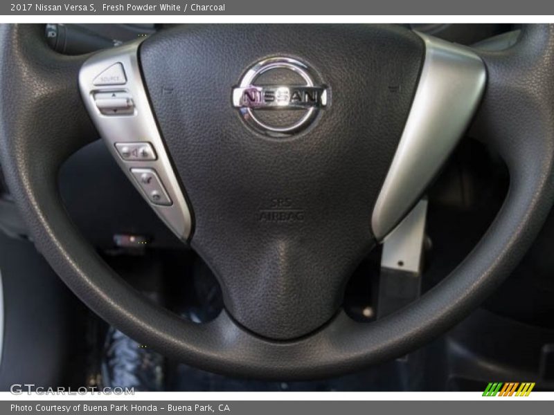 Fresh Powder White / Charcoal 2017 Nissan Versa S