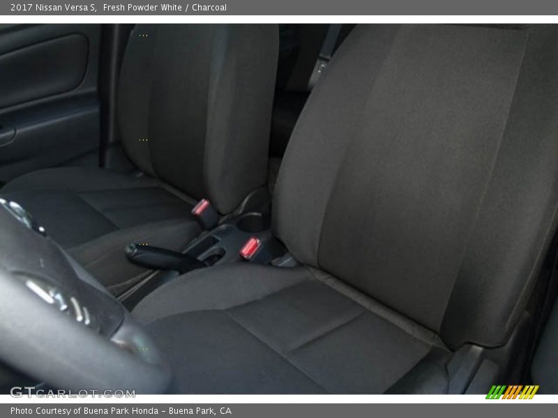 Fresh Powder White / Charcoal 2017 Nissan Versa S