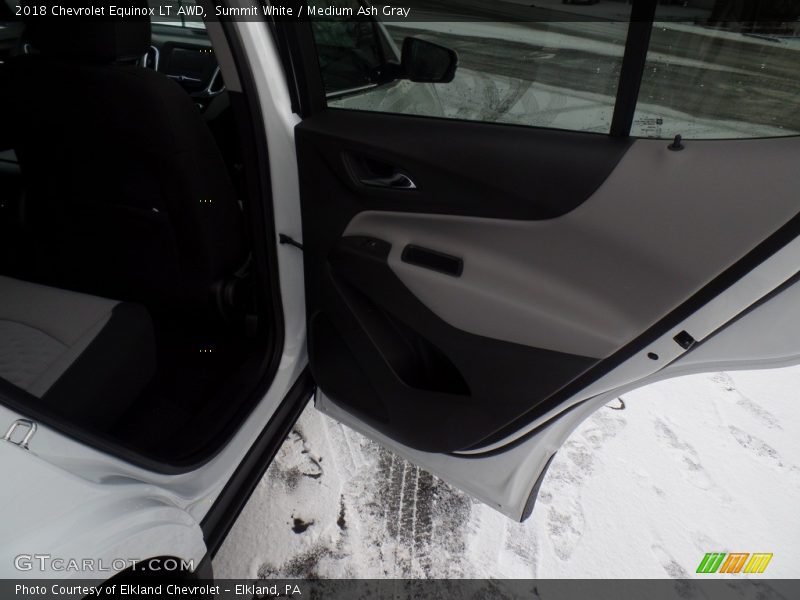 Summit White / Medium Ash Gray 2018 Chevrolet Equinox LT AWD