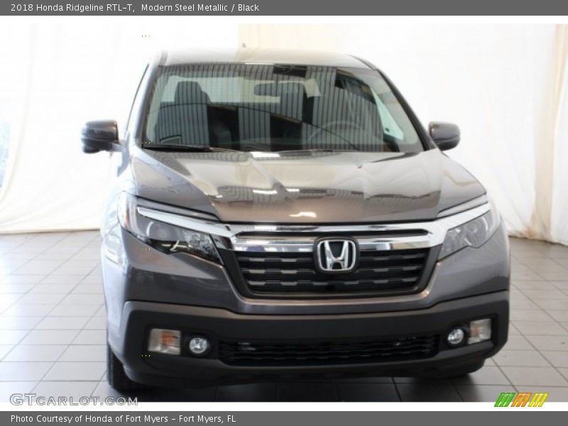 Modern Steel Metallic / Black 2018 Honda Ridgeline RTL-T