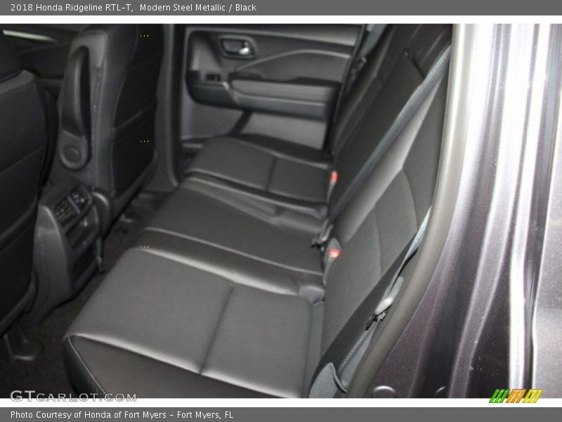 Modern Steel Metallic / Black 2018 Honda Ridgeline RTL-T