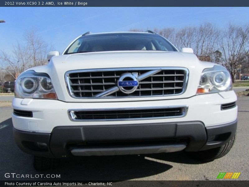 Ice White / Beige 2012 Volvo XC90 3.2 AWD