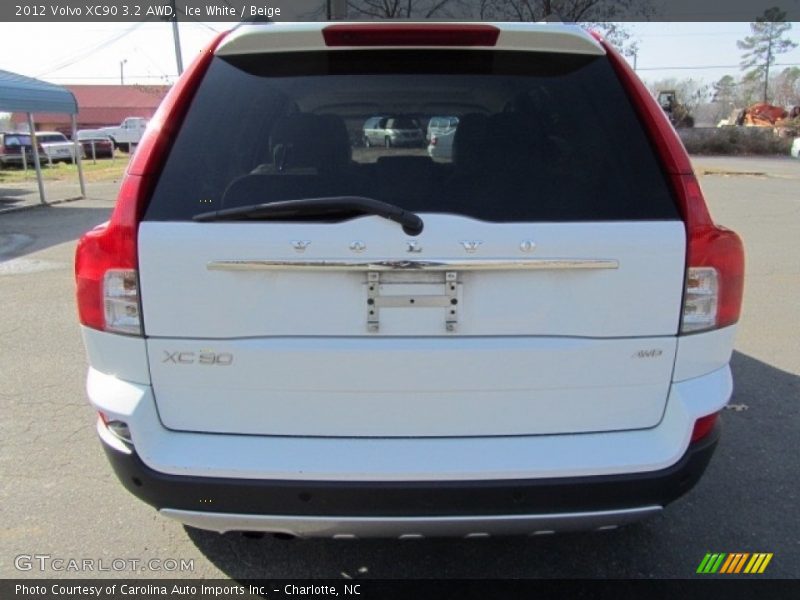 Ice White / Beige 2012 Volvo XC90 3.2 AWD