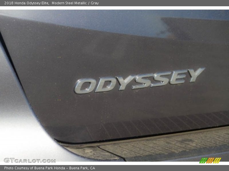Modern Steel Metallic / Gray 2018 Honda Odyssey Elite