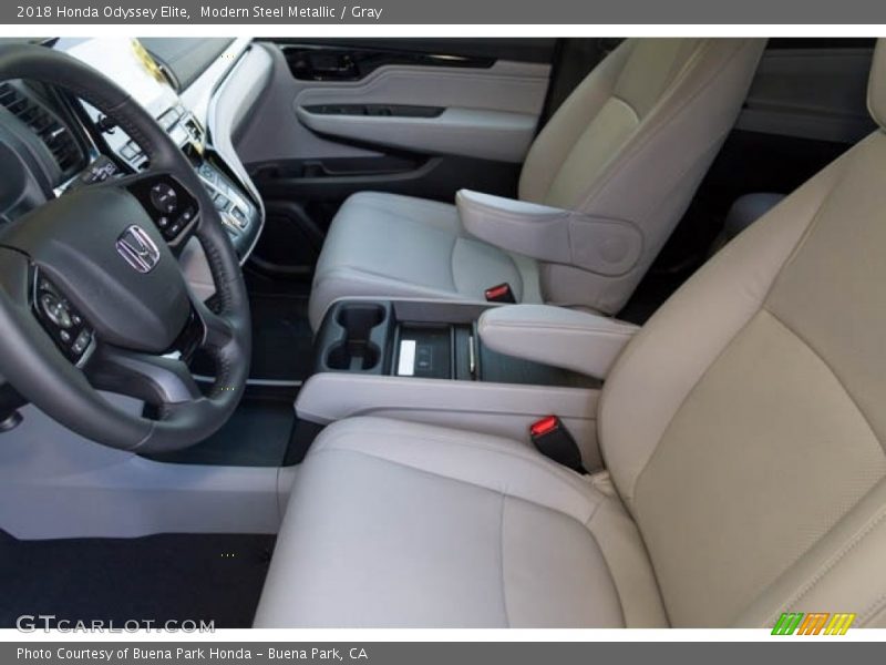 Modern Steel Metallic / Gray 2018 Honda Odyssey Elite