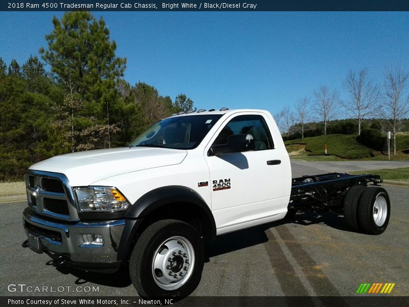Bright White / Black/Diesel Gray 2018 Ram 4500 Tradesman Regular Cab Chassis