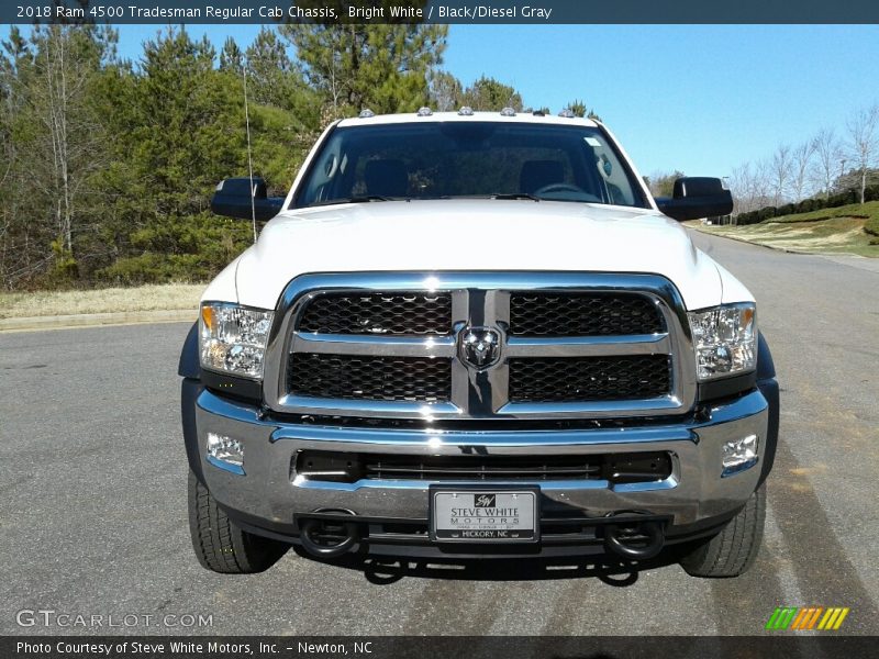 Bright White / Black/Diesel Gray 2018 Ram 4500 Tradesman Regular Cab Chassis