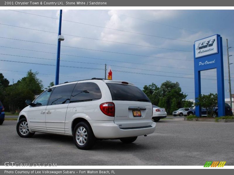 Stone White / Sandstone 2001 Chrysler Town & Country LXi