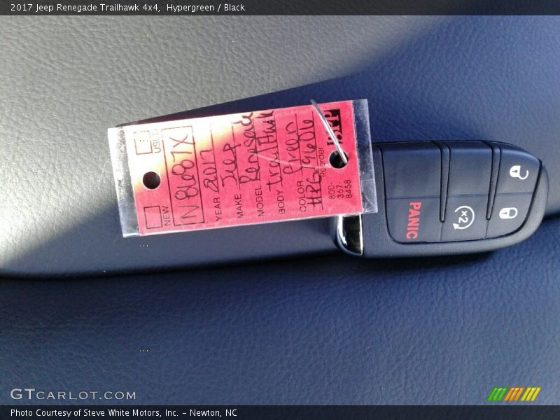 Hypergreen / Black 2017 Jeep Renegade Trailhawk 4x4