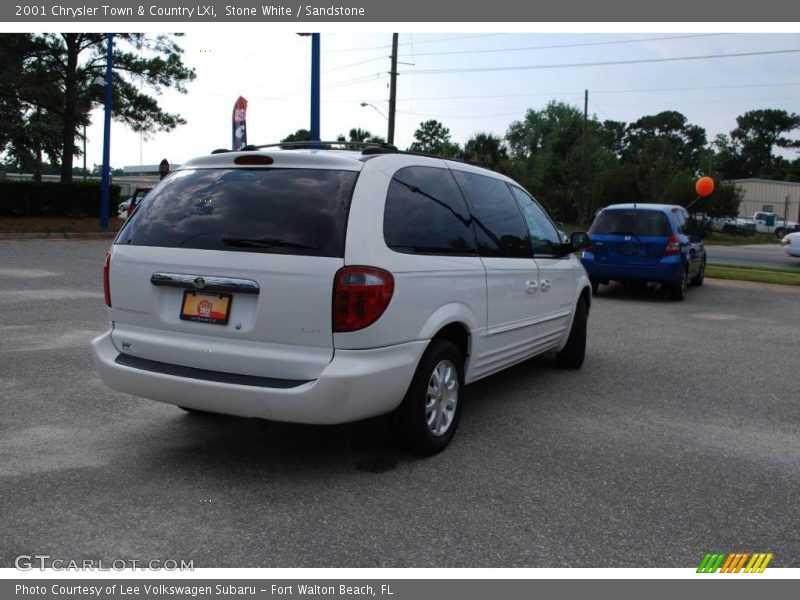 Stone White / Sandstone 2001 Chrysler Town & Country LXi