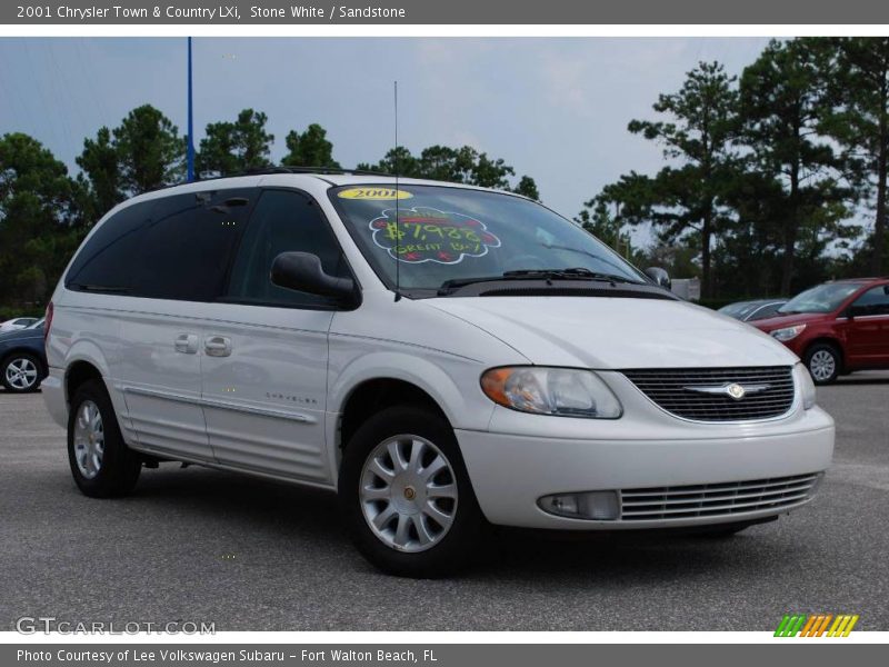 Stone White / Sandstone 2001 Chrysler Town & Country LXi