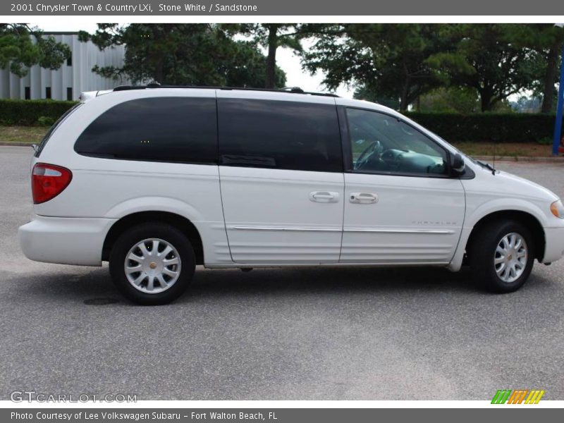 Stone White / Sandstone 2001 Chrysler Town & Country LXi