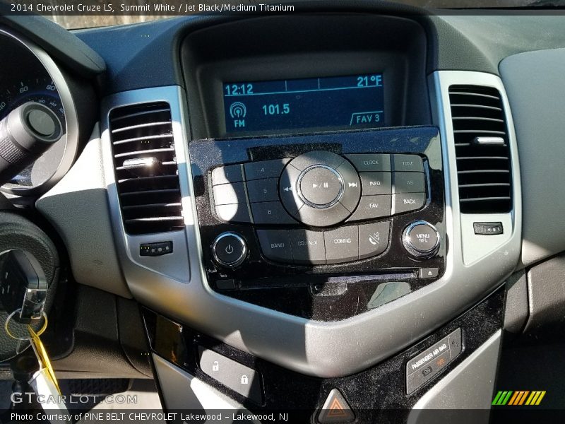 Summit White / Jet Black/Medium Titanium 2014 Chevrolet Cruze LS