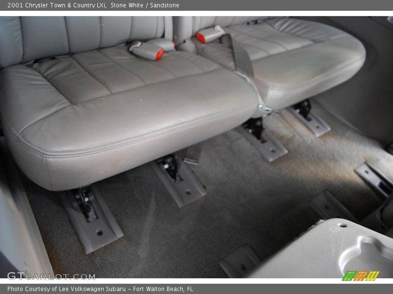 Stone White / Sandstone 2001 Chrysler Town & Country LXi