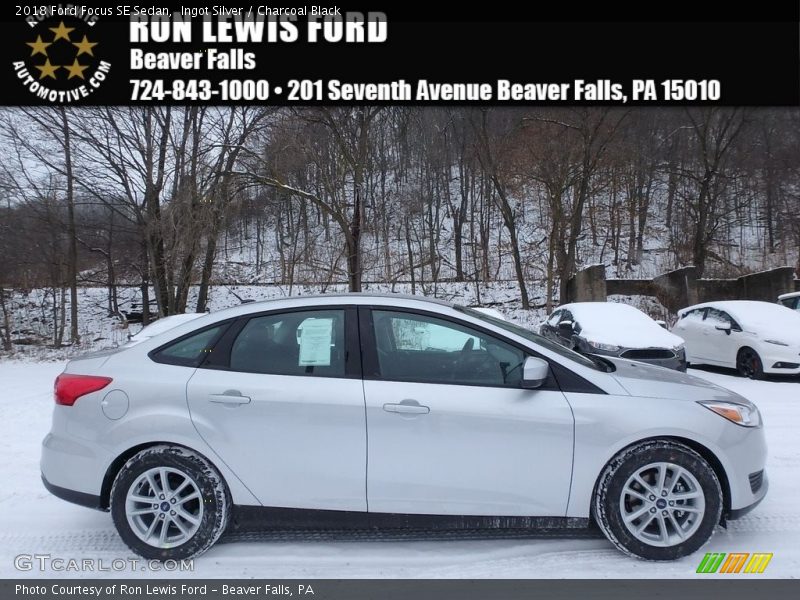 Ingot Silver / Charcoal Black 2018 Ford Focus SE Sedan