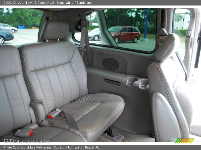 Stone White / Sandstone 2001 Chrysler Town & Country LXi