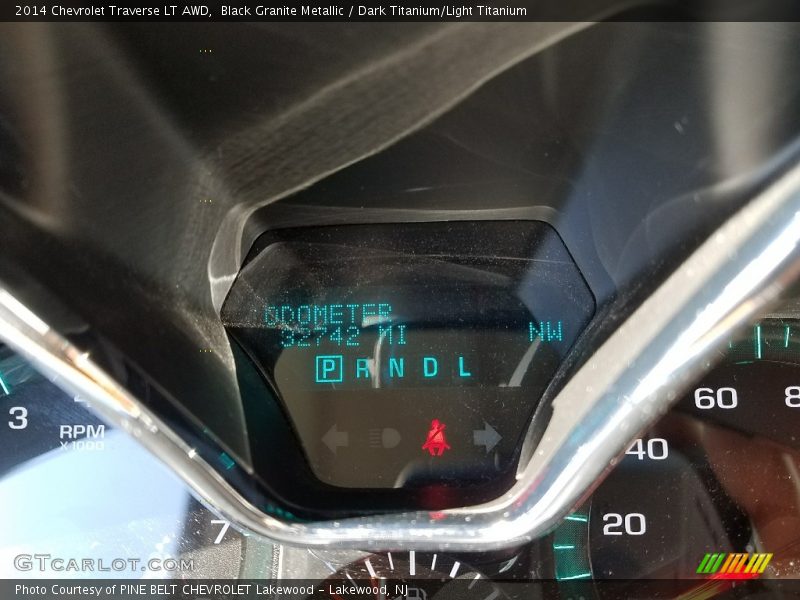 Black Granite Metallic / Dark Titanium/Light Titanium 2014 Chevrolet Traverse LT AWD