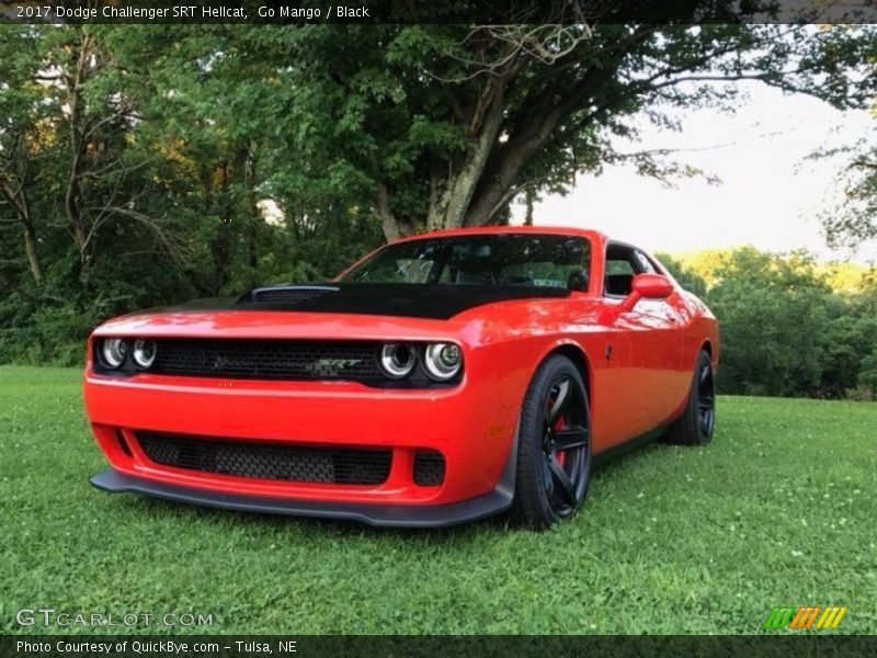 Go Mango / Black 2017 Dodge Challenger SRT Hellcat