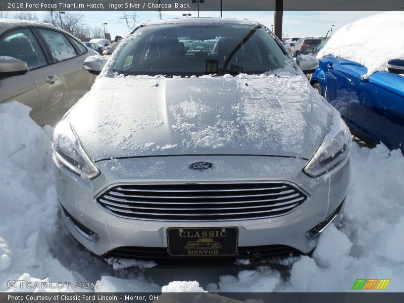 Ingot Silver / Charcoal Black 2018 Ford Focus Titanium Hatch