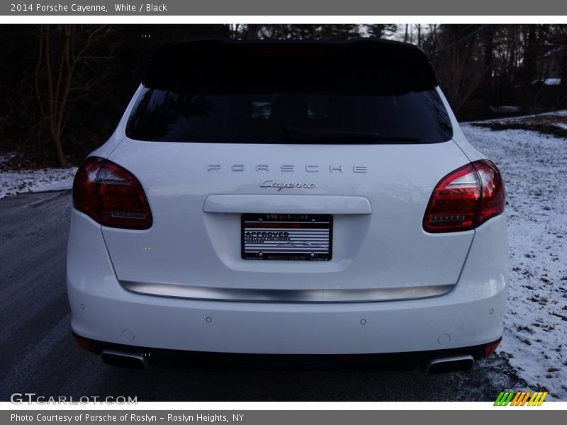 White / Black 2014 Porsche Cayenne