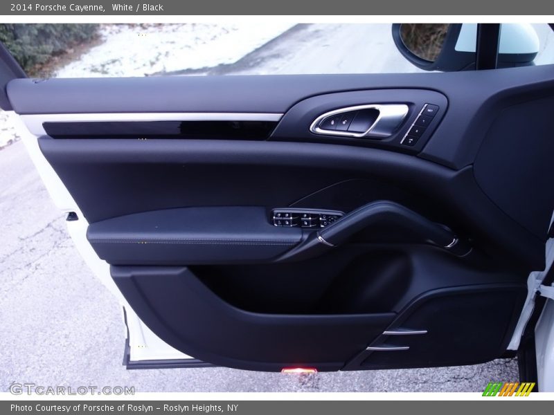 White / Black 2014 Porsche Cayenne