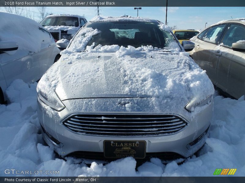 Ingot Silver / Charcoal Black 2018 Ford Focus Titanium Hatch