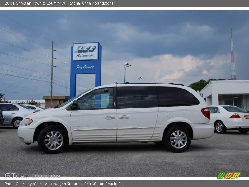 Stone White / Sandstone 2001 Chrysler Town & Country LXi