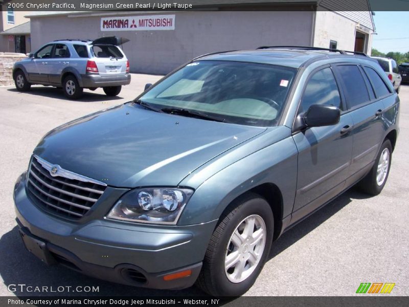 Magnesium Green Pearl / Light Taupe 2006 Chrysler Pacifica
