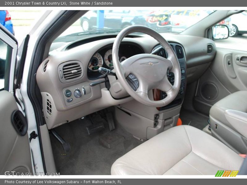 Stone White / Sandstone 2001 Chrysler Town & Country LXi