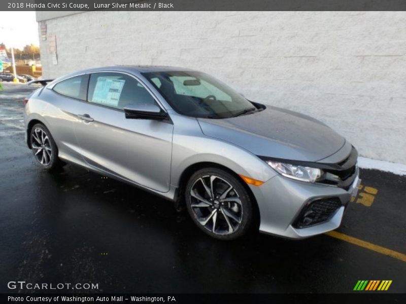Front 3/4 View of 2018 Civic Si Coupe