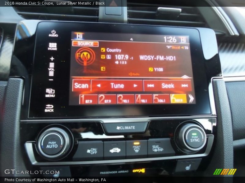 Controls of 2018 Civic Si Coupe
