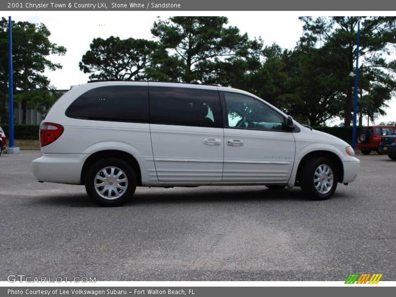 Stone White / Sandstone 2001 Chrysler Town & Country LXi