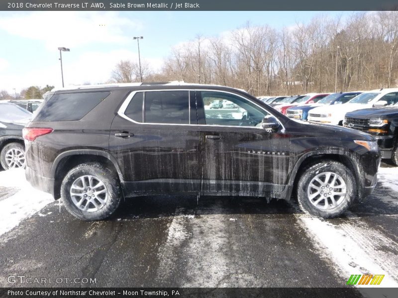 Sable Brown Metallic / Jet Black 2018 Chevrolet Traverse LT AWD