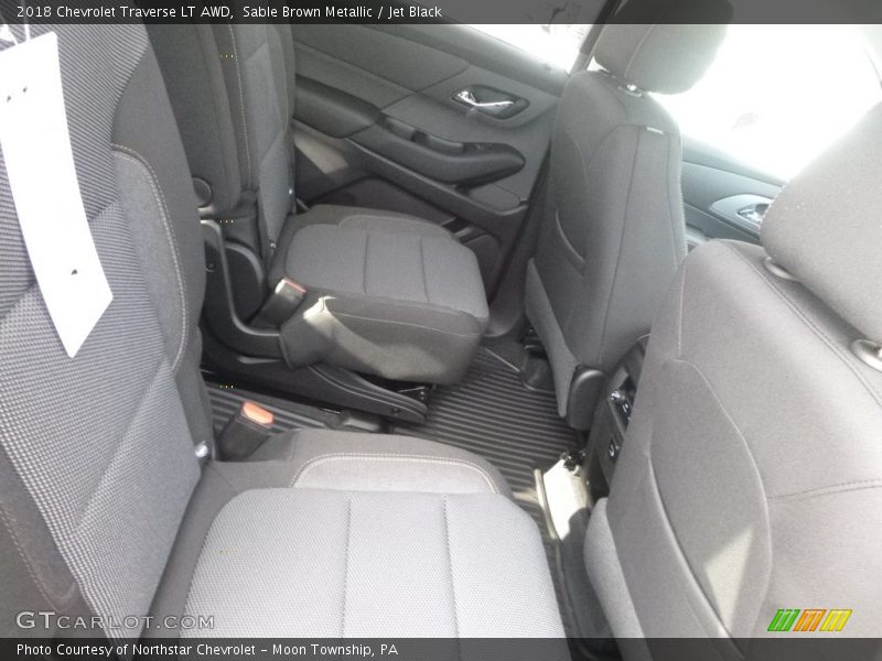 Sable Brown Metallic / Jet Black 2018 Chevrolet Traverse LT AWD