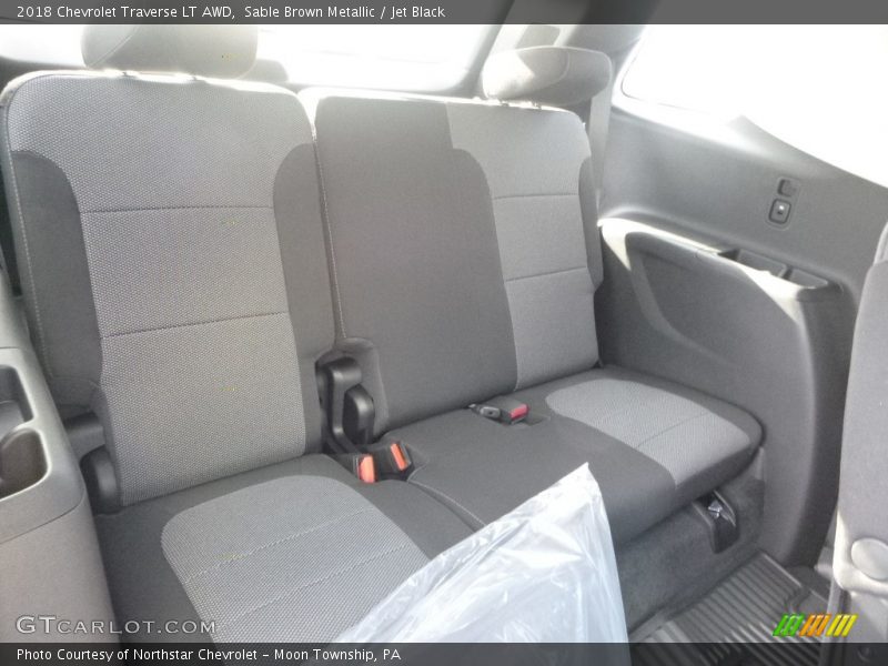 Sable Brown Metallic / Jet Black 2018 Chevrolet Traverse LT AWD
