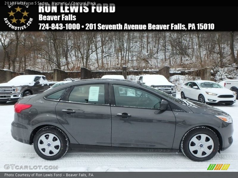 Magnetic / Charcoal Black 2018 Ford Focus S Sedan