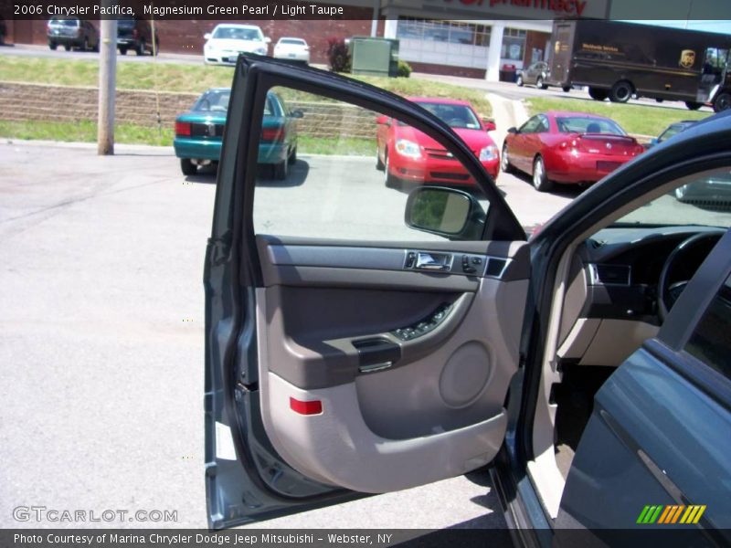 Magnesium Green Pearl / Light Taupe 2006 Chrysler Pacifica