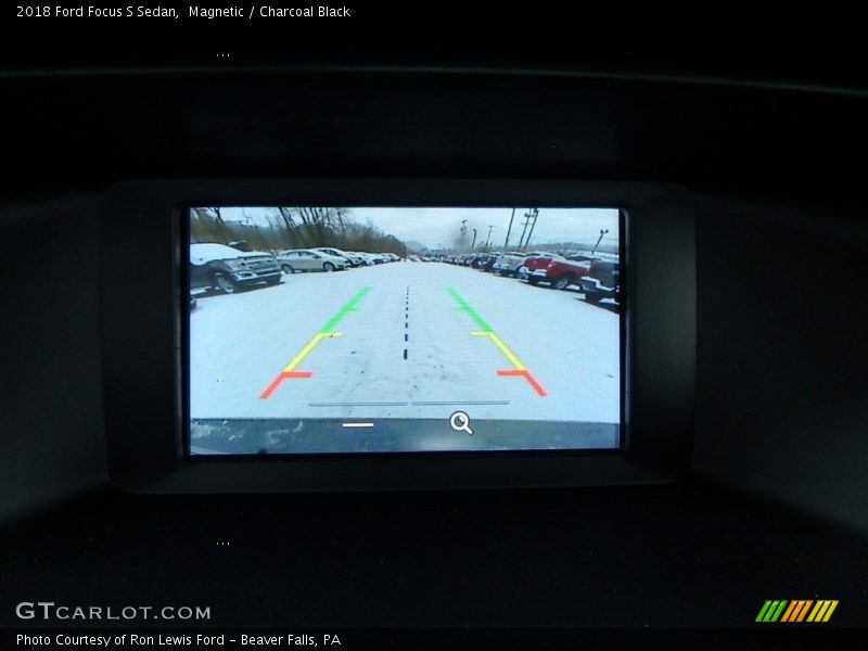 Magnetic / Charcoal Black 2018 Ford Focus S Sedan