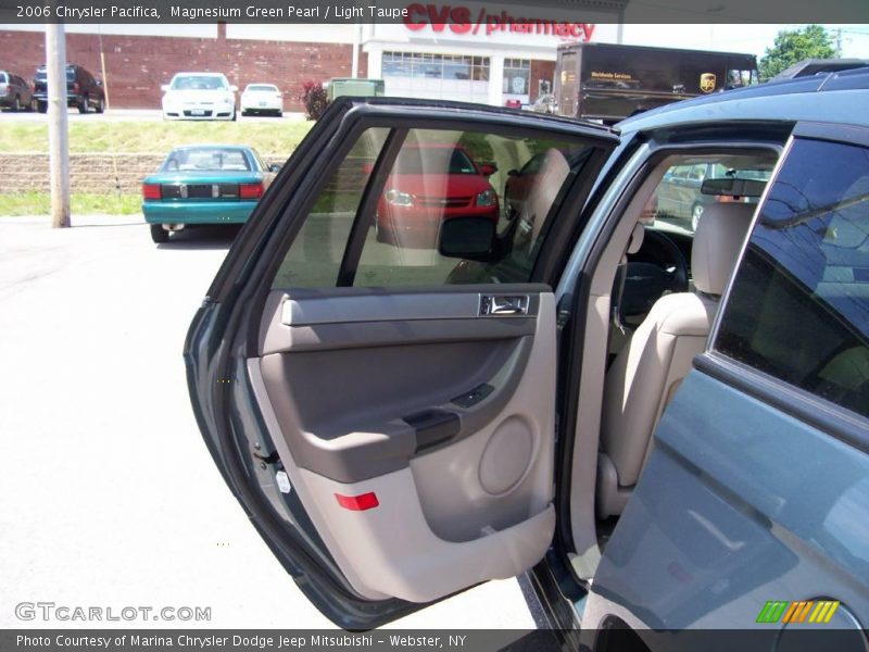 Magnesium Green Pearl / Light Taupe 2006 Chrysler Pacifica