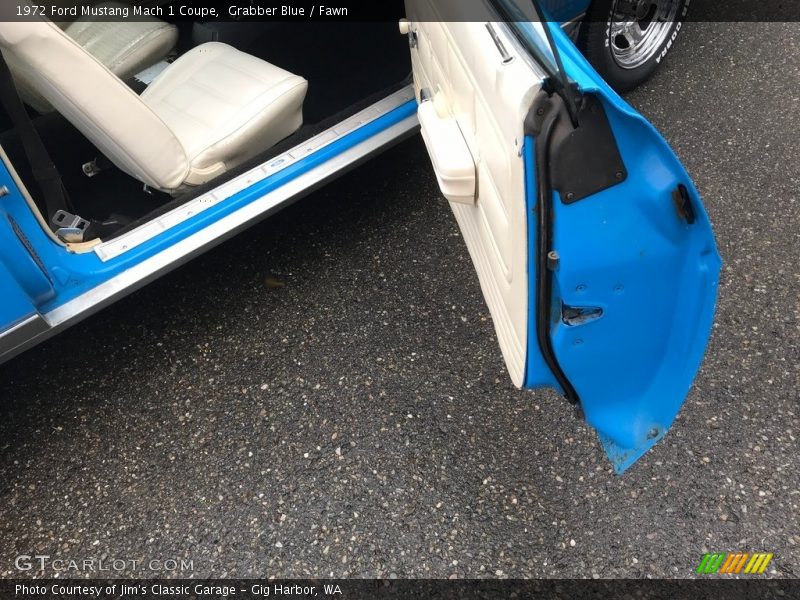 Grabber Blue / Fawn 1972 Ford Mustang Mach 1 Coupe