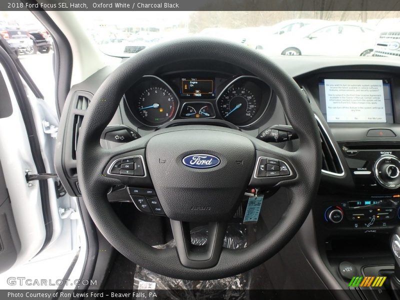  2018 Focus SEL Hatch Steering Wheel