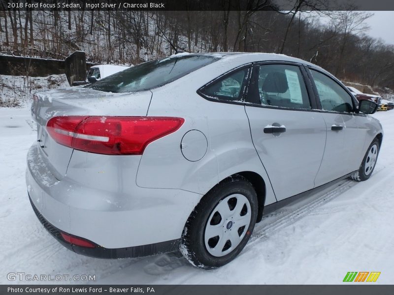 Ingot Silver / Charcoal Black 2018 Ford Focus S Sedan