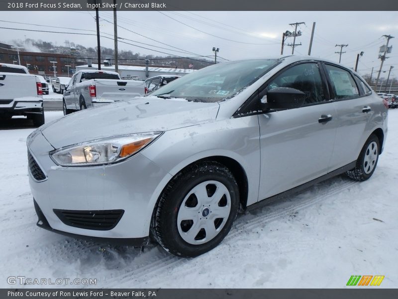 Front 3/4 View of 2018 Focus S Sedan