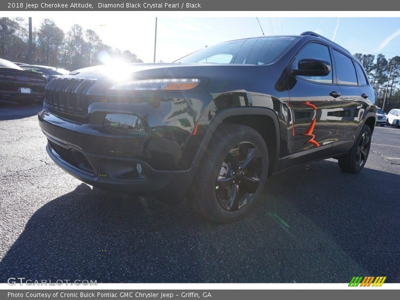 Diamond Black Crystal Pearl / Black 2018 Jeep Cherokee Altitude