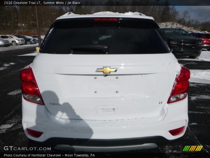 Summit White / Jet Black 2018 Chevrolet Trax LT