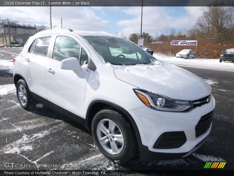 Summit White / Jet Black 2018 Chevrolet Trax LT