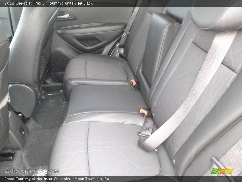 Summit White / Jet Black 2018 Chevrolet Trax LT