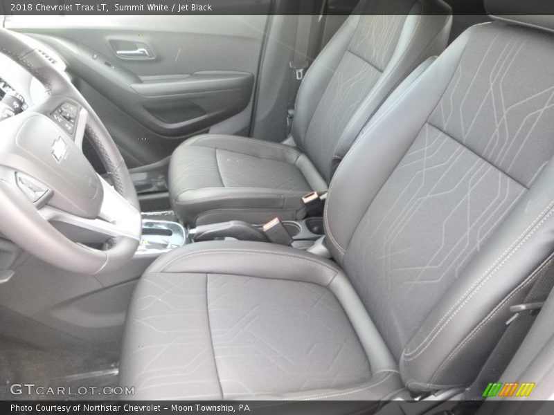 Summit White / Jet Black 2018 Chevrolet Trax LT