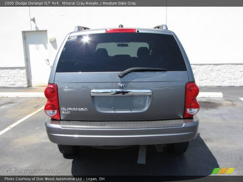 Mineral Gray Metallic / Medium Slate Gray 2005 Dodge Durango SLT 4x4