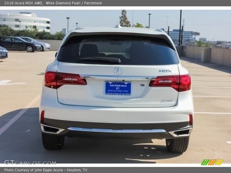 White Diamond Pearl / Parchment 2018 Acura MDX AWD